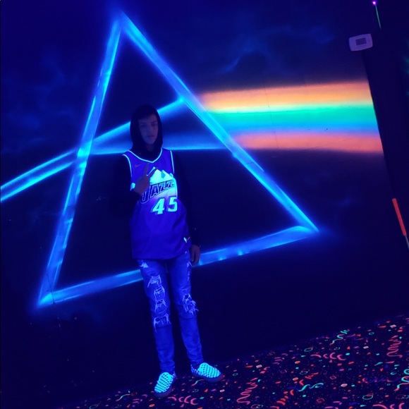 Meet your Posher, Ryan - Picture 1 of 1